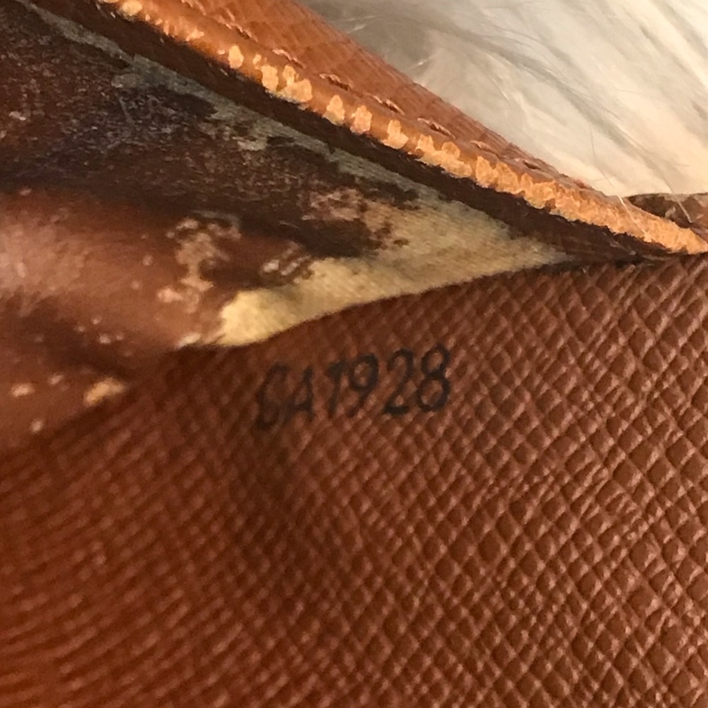 AUTH Louis Vuitton Compact Zippy CA1928 - Picture 3 of 8